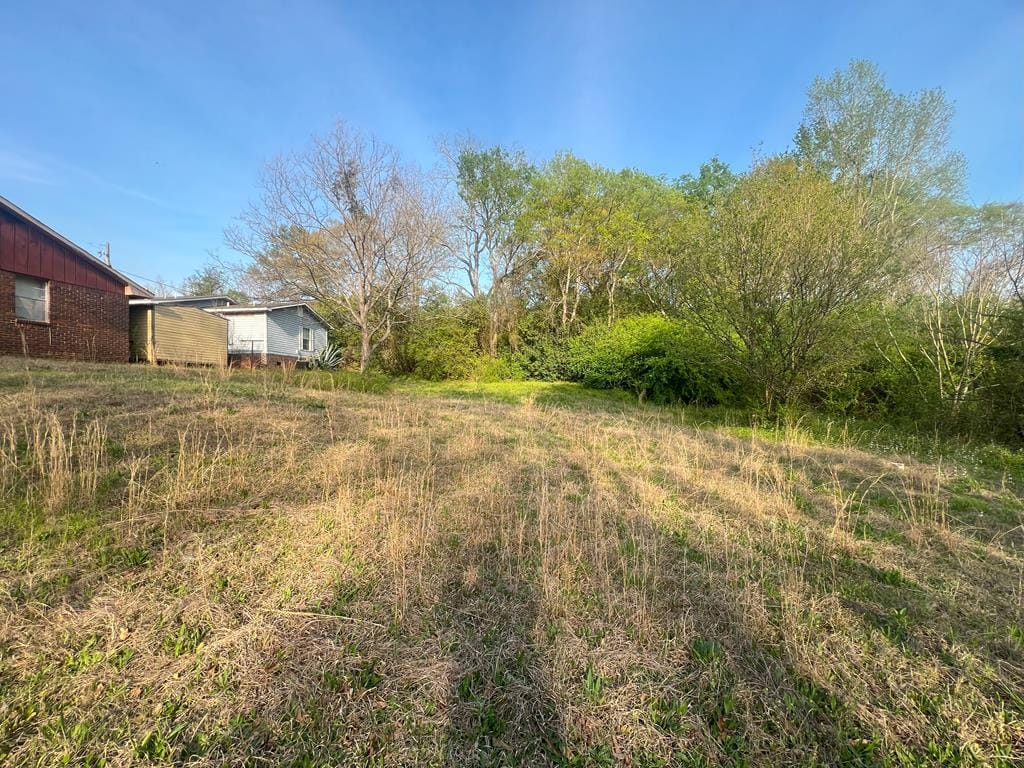11th Ave, Phenix City, AL 36869, Main View