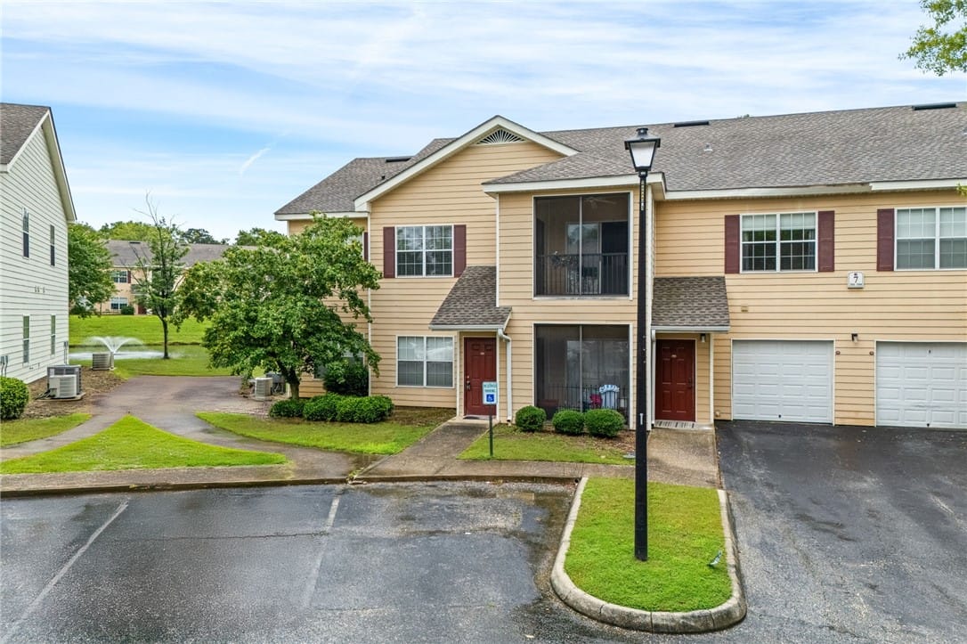 447 West Longleaf Drive #704, Auburn, AL, 36380