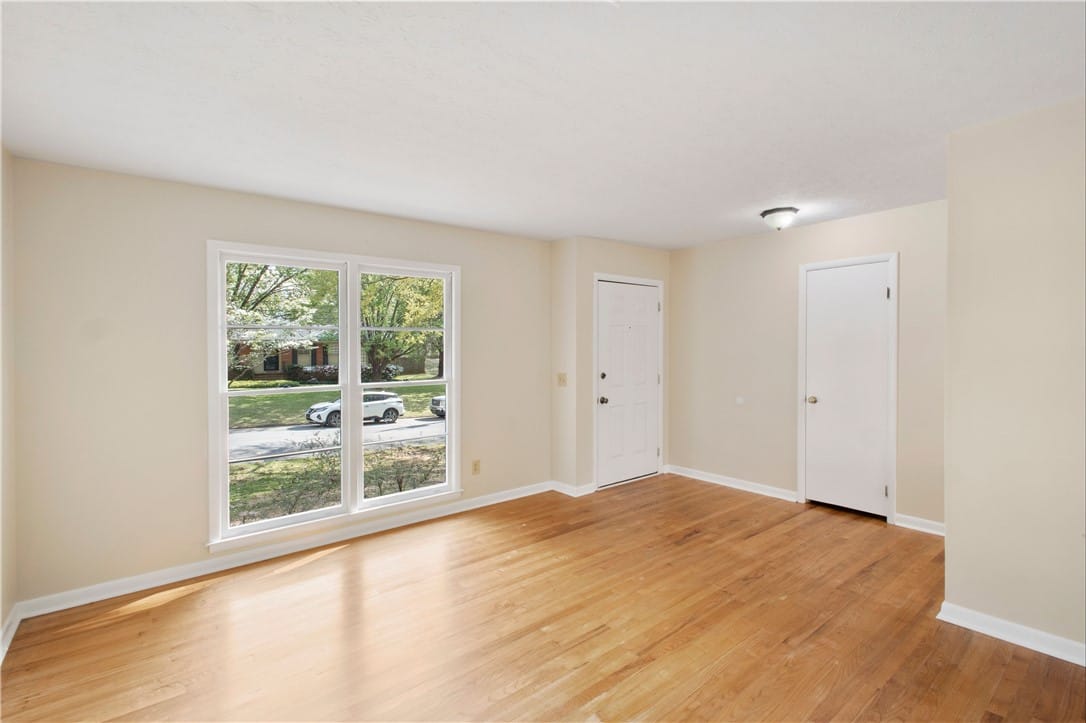 208 Preston Ct, Opelika, AL 36801, USA — Photo 3