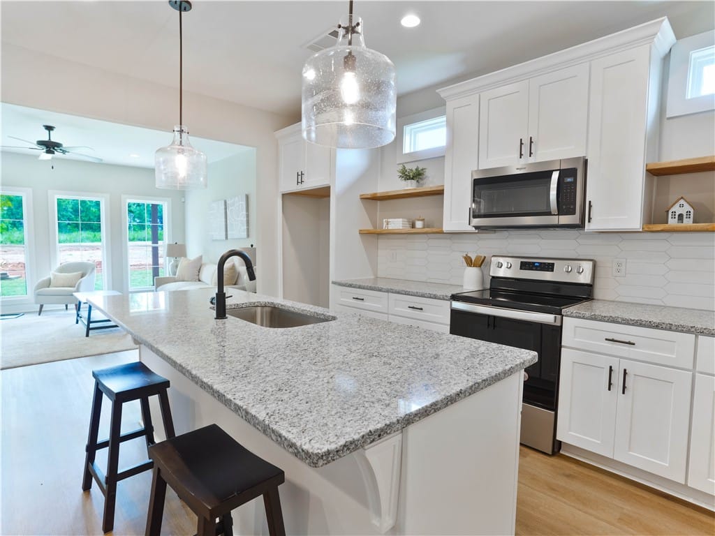 1003 CROSSING, Valley, AL, 36854 — Photo 3