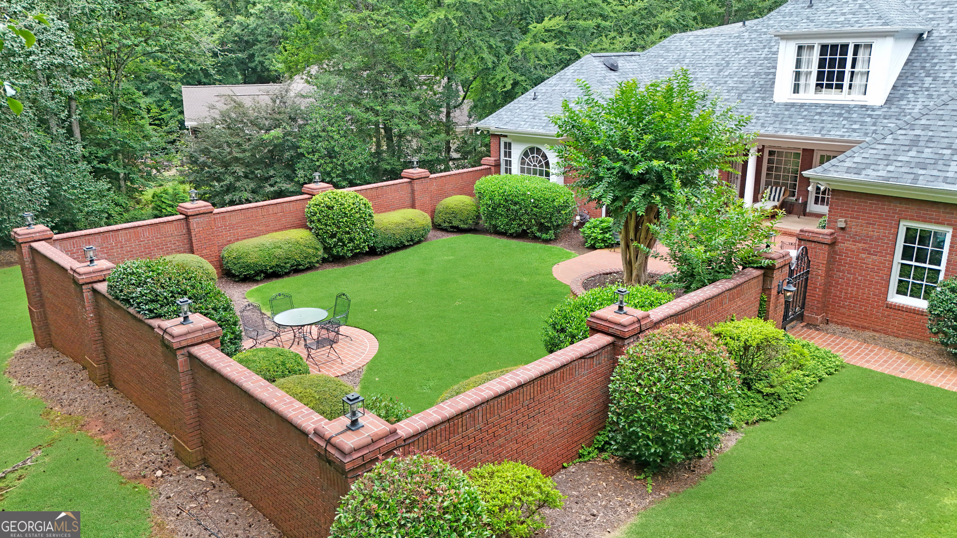 103 Woodchase Dr, LaGrange, GA 30240