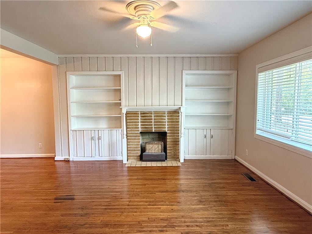 141 W Drake Ave, Auburn, AL 36830, USA, 141 Living room