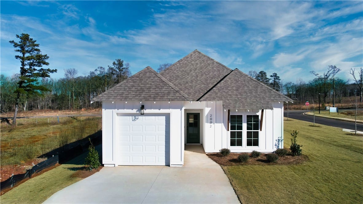 36 CROSSING, Valley, AL, 36854