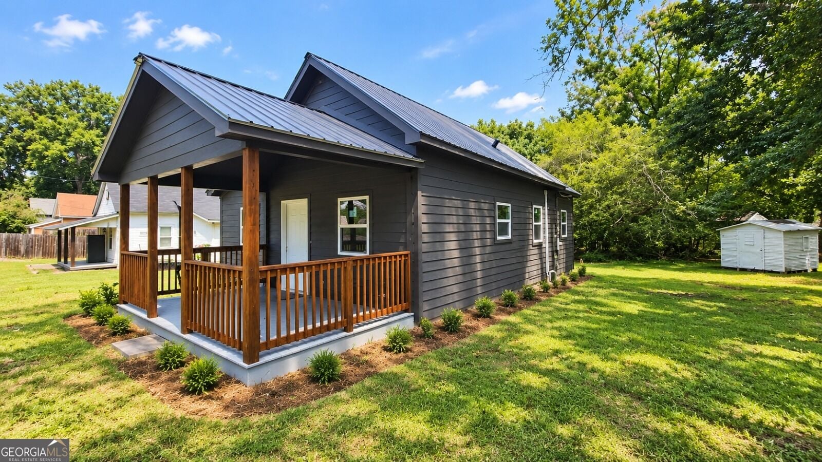 2 Smith St, Newnan, GA 30263