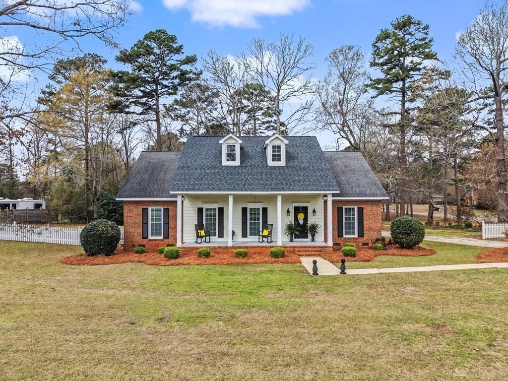 280 W Doublegate Dr, Albany, GA 31721