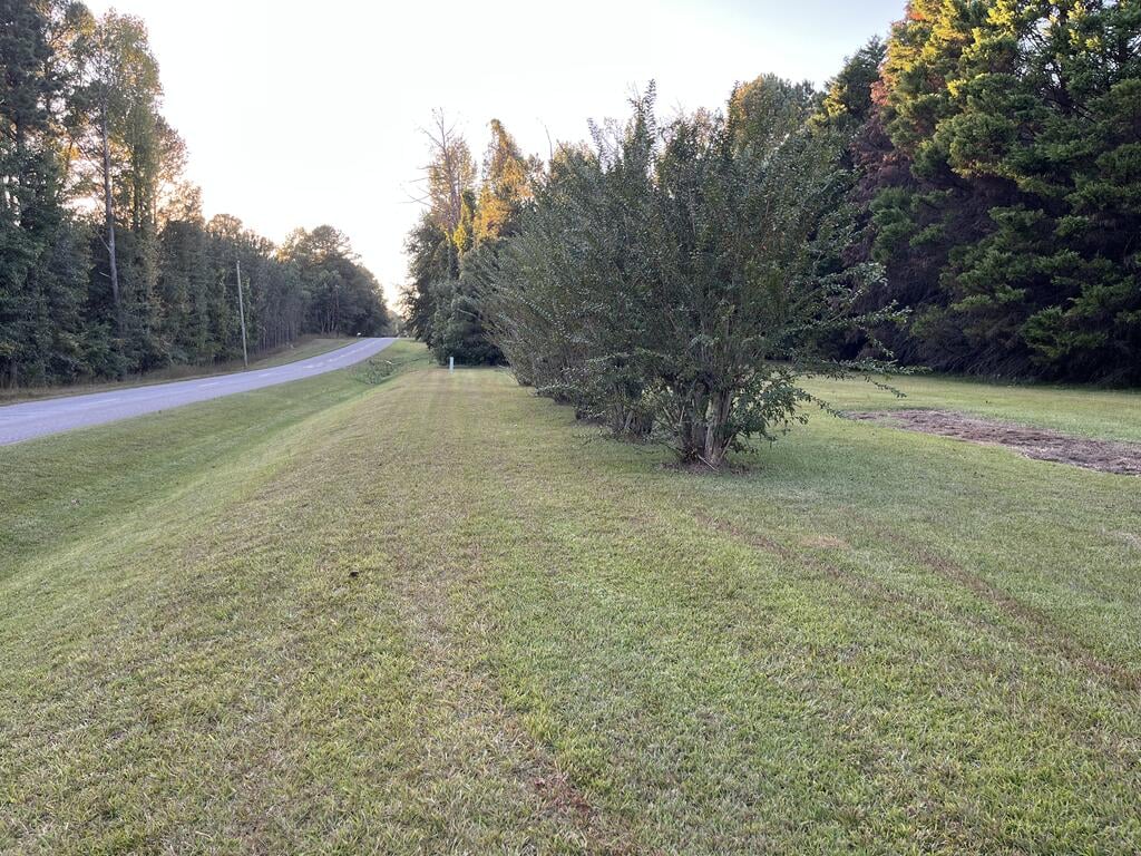 455 Pebblebrook Rd, Woodbury, GA 30293