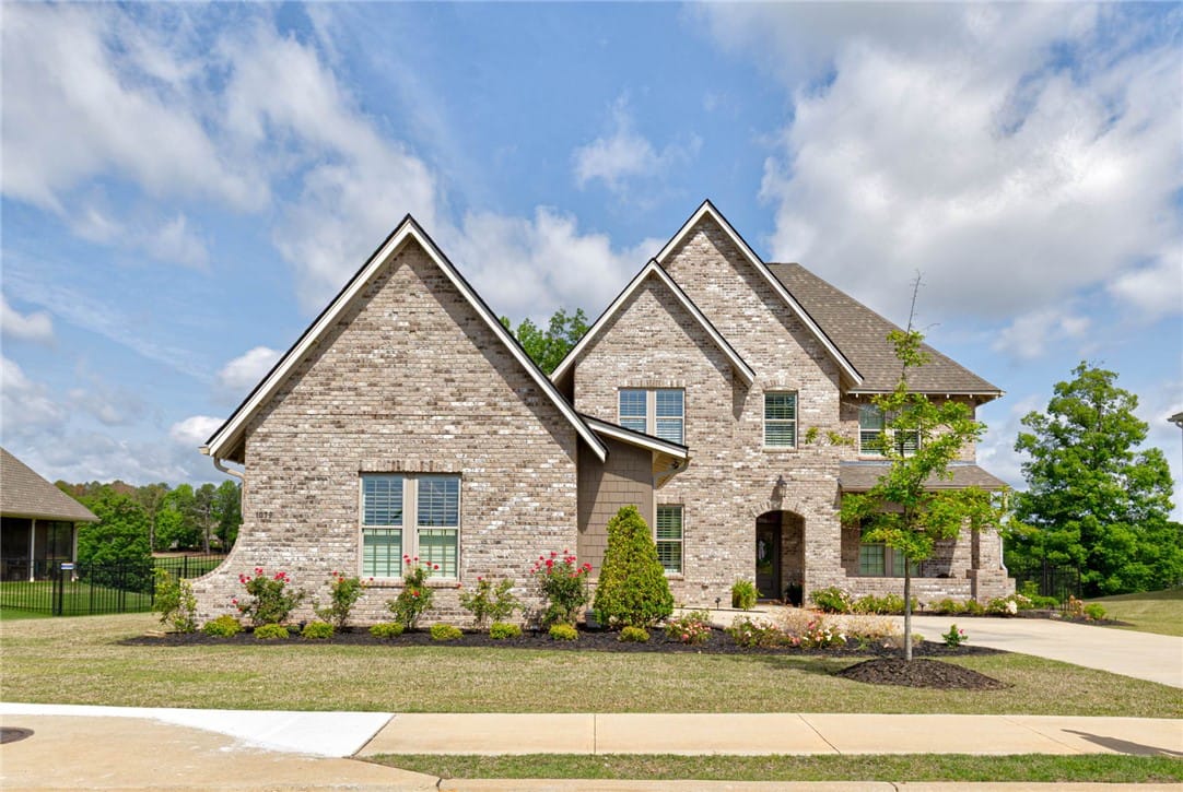 1079 ANDREWS, Auburn, AL, 36830 — Photo 1