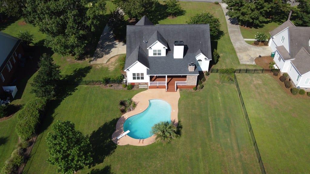 131 Pointer Dr, Leesburg, GA 31763