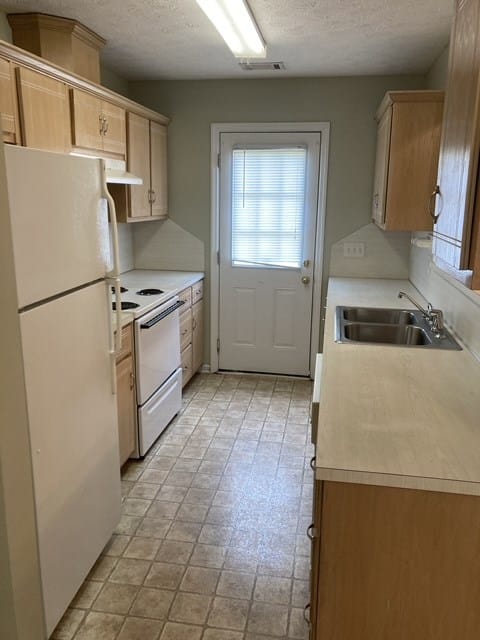 722 Pine Hill Court, Phenix City, AL, 36869 — Photo 2