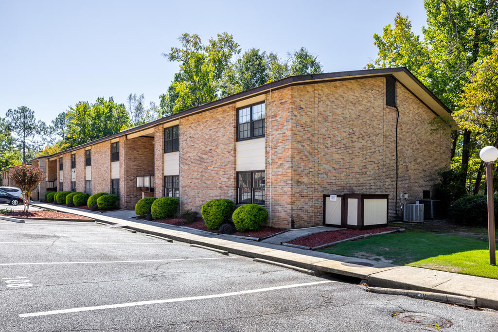 2525 Norris Rd #106, Columbus, GA 31907