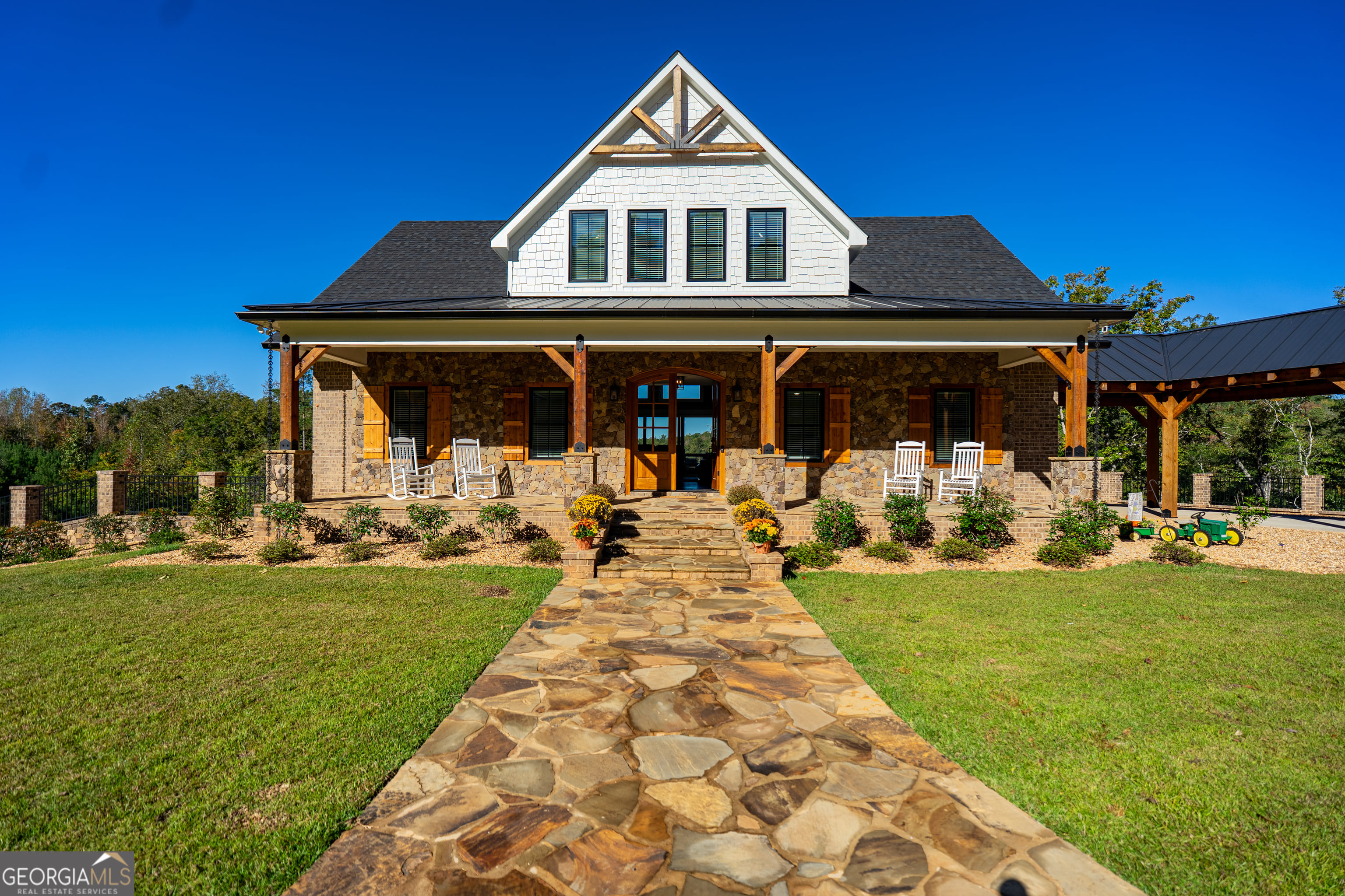 4881 Lick Skillet Rd, Hamilton, GA 31811