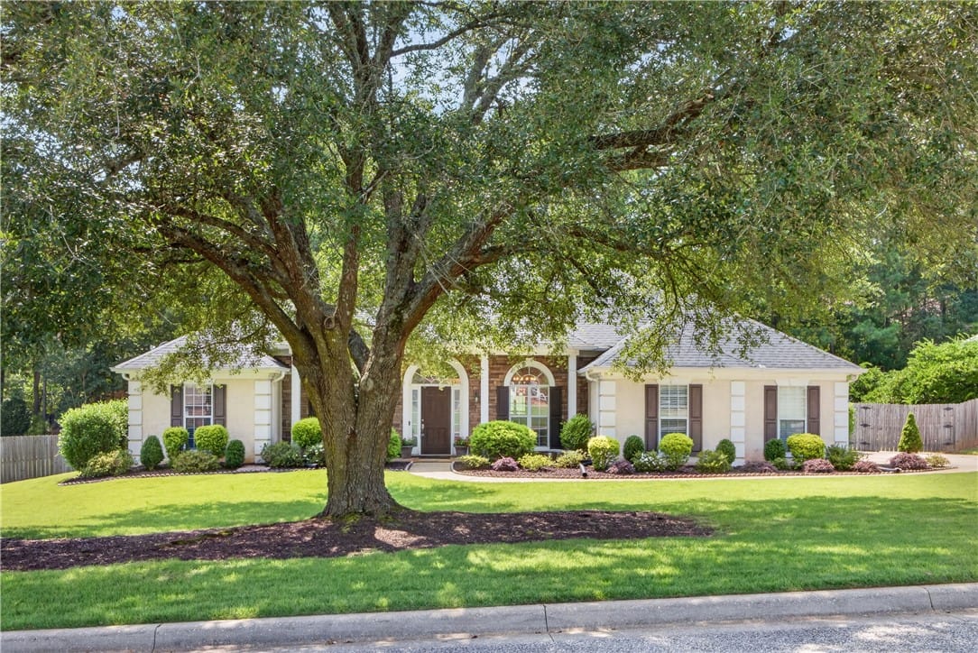 1966 St Charles Ct, Auburn, AL 36830