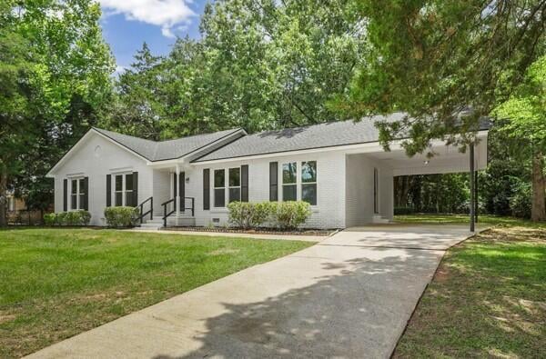 206 Raintree Dr, Albany, GA 31705