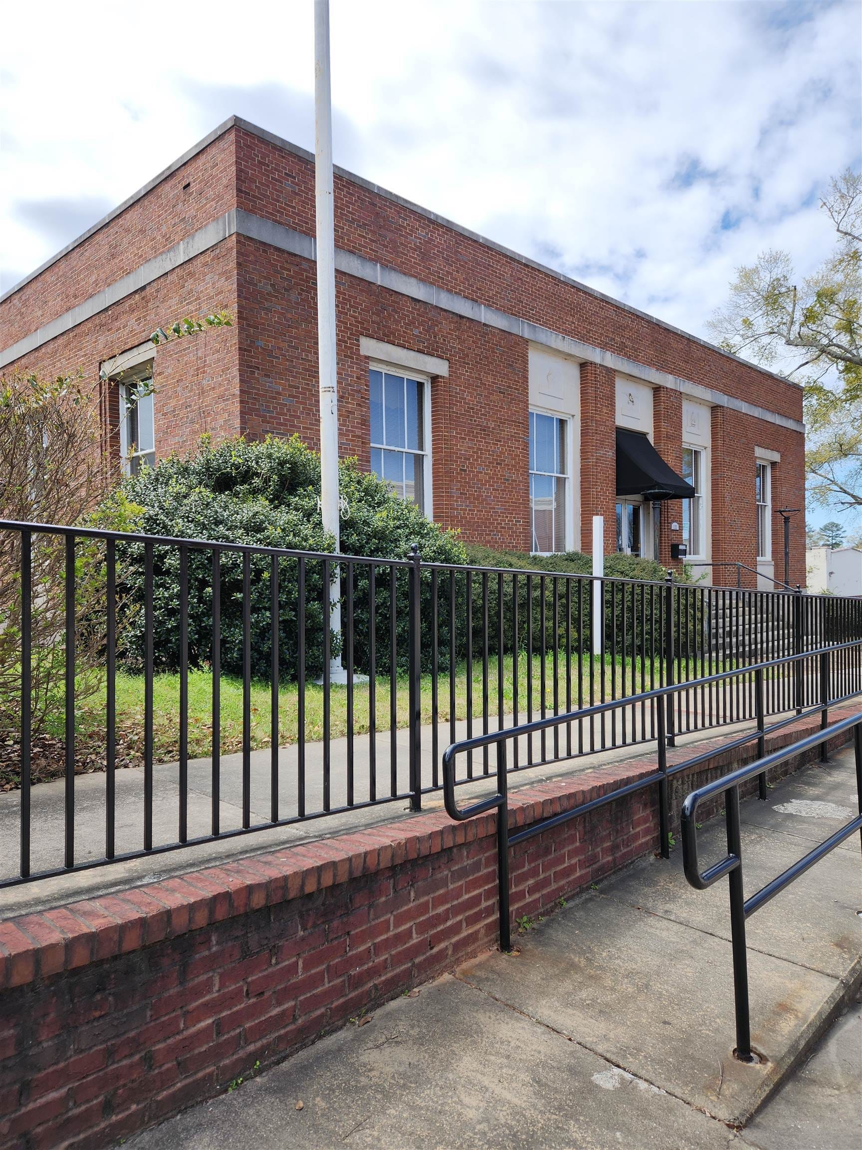 133 W Main St, Manchester, GA 31816