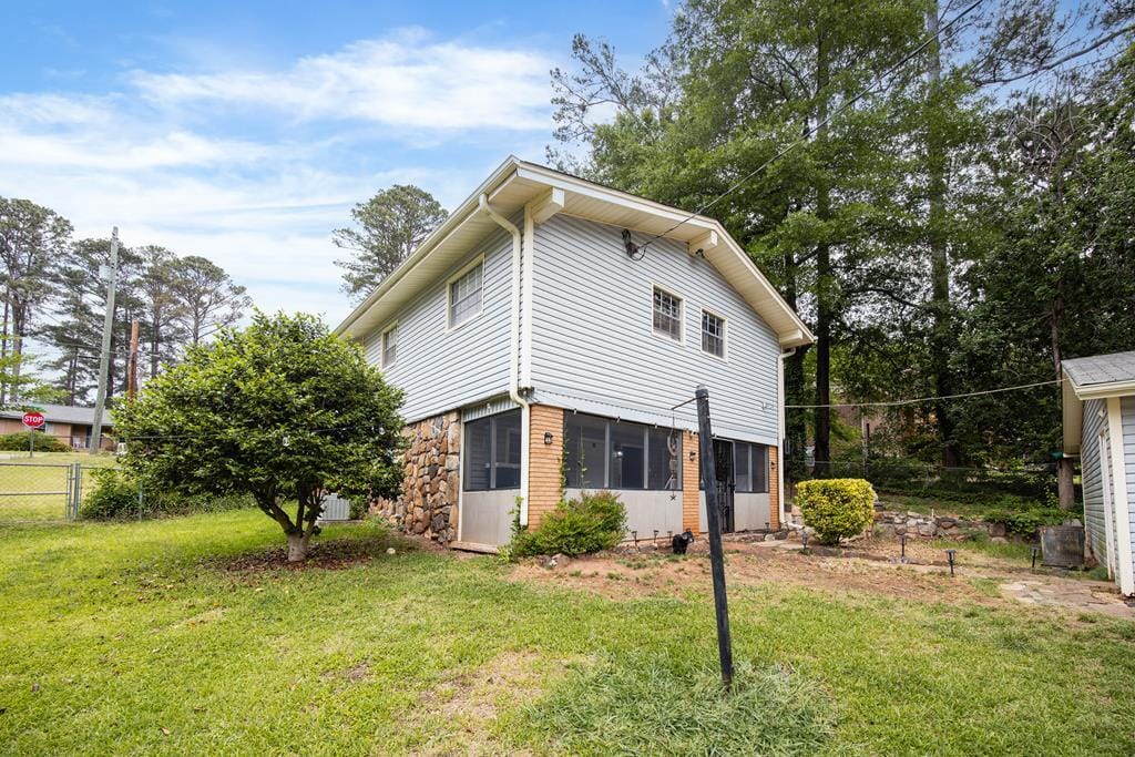 135 S Chilton Crescent, LaGrange, GA 30240