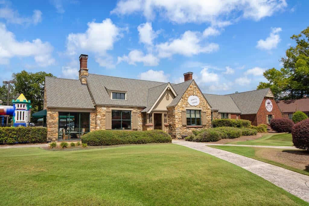 2033 Wynnton Rd, Columbus, GA 31906