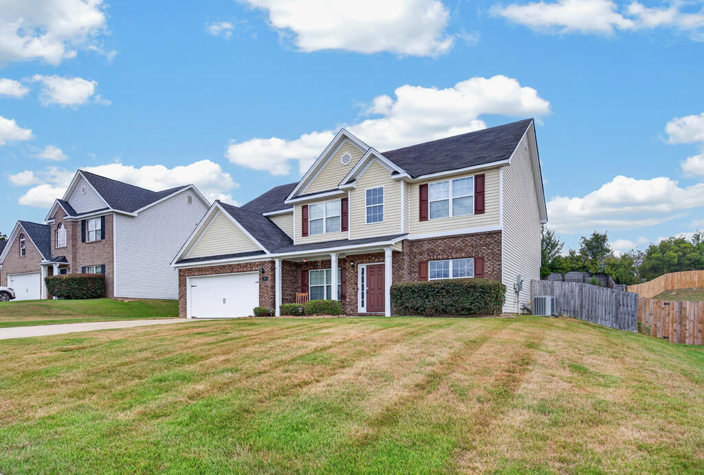 8 Oakwood Ct, Phenix City, AL 36870
