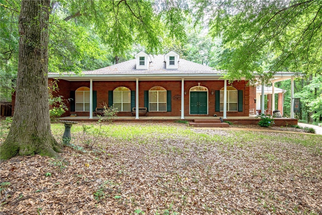 15669 U.S. 80, Shorter, AL, 36075