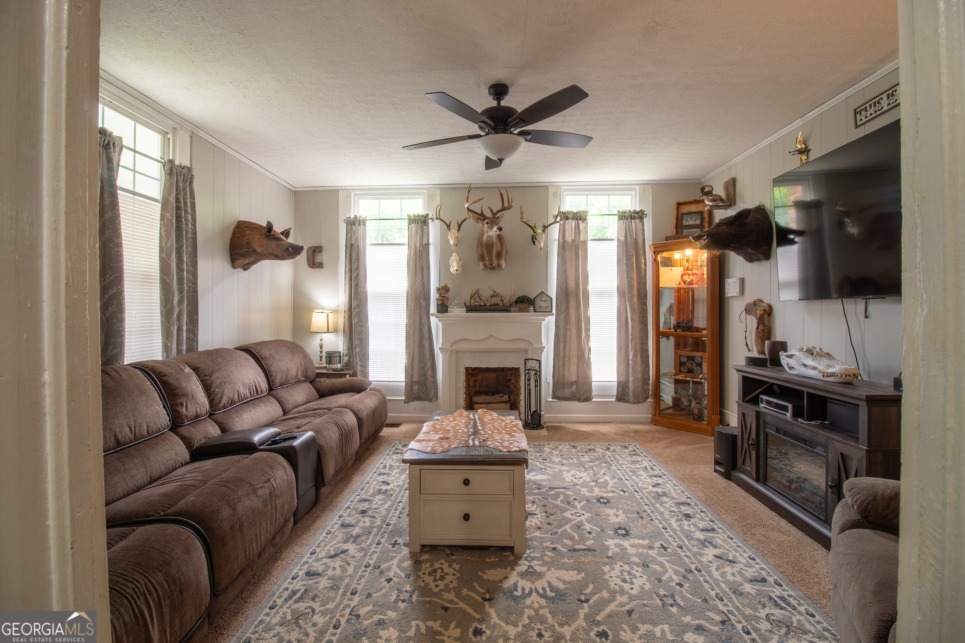 14 2nd St, Newnan, GA 30263