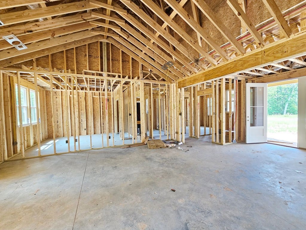 128 Hazelwood Dr, Leesburg, GA 31763