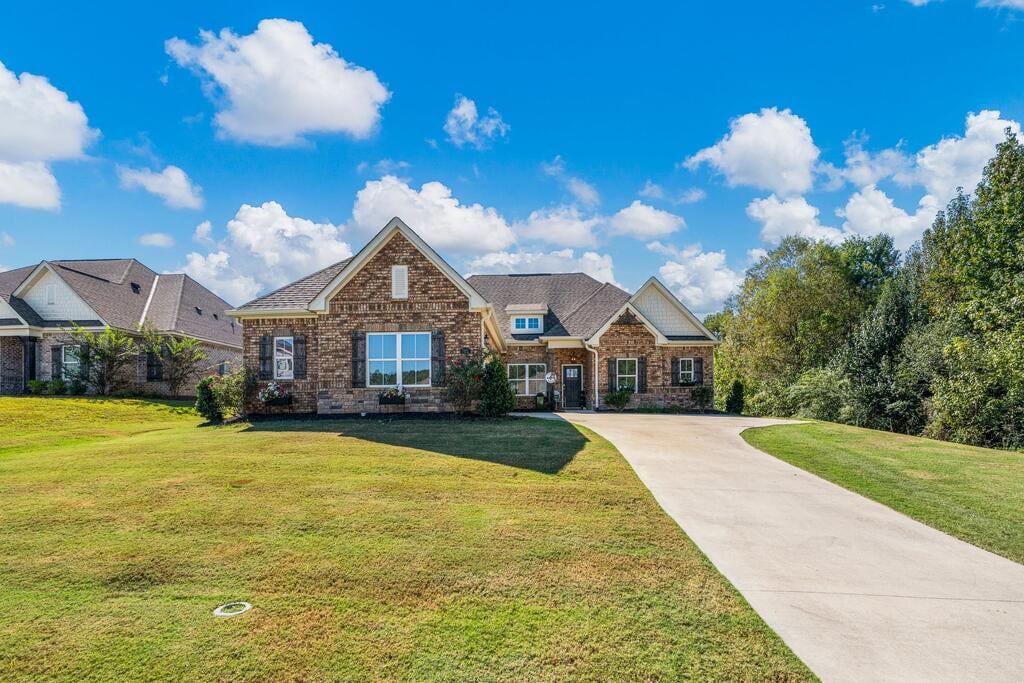 703 Bush Creek Rd, Opelika, AL 36804