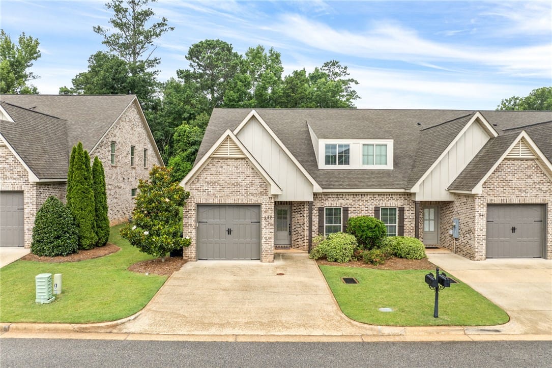 937 Pembroke Pl, Auburn, AL 36830