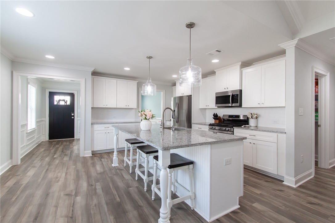 2219 Lakeview Dr, Opelika, AL 36801, USA, Kitchen