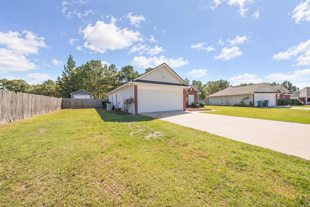 3 Hillside Ct, Phenix City, AL 36870