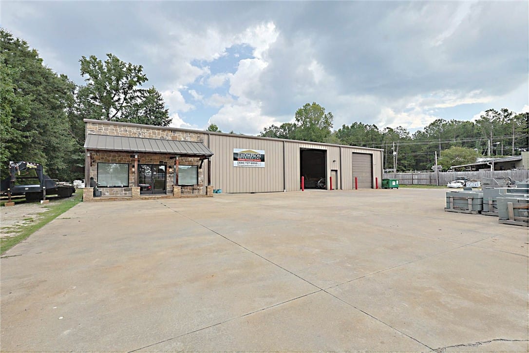 4121 Moores Mill Rd, Auburn, AL 36830