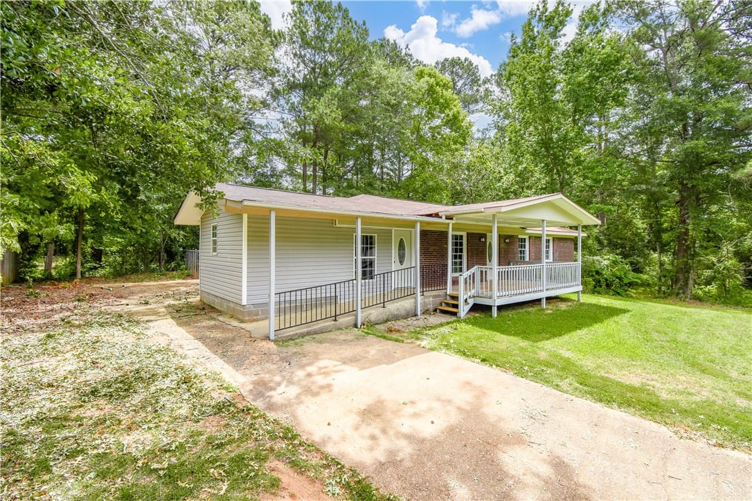 80 CANTERBURY, Alexander City, AL, 35010 — Photo 2