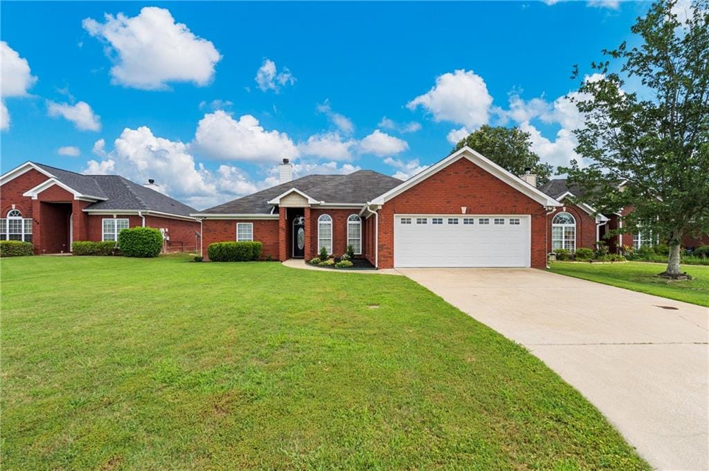 135 Lee Rd 2137, Phenix City, AL 36870