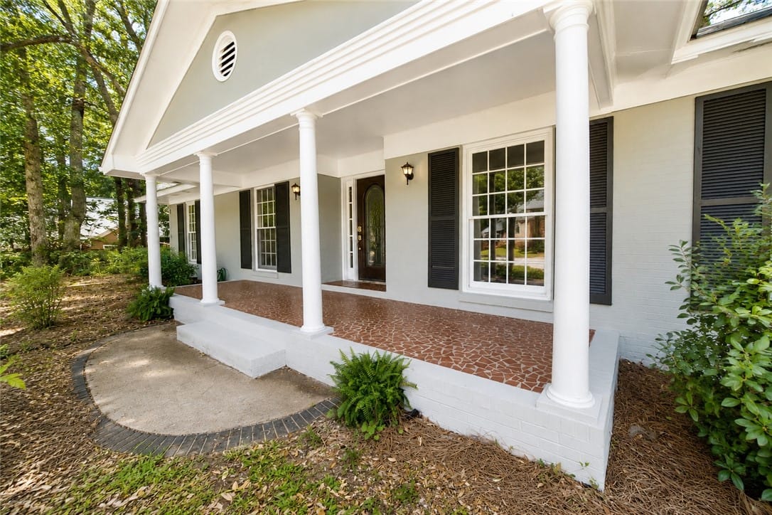 1503 Gwen Mill Dr, Opelika, AL 36801