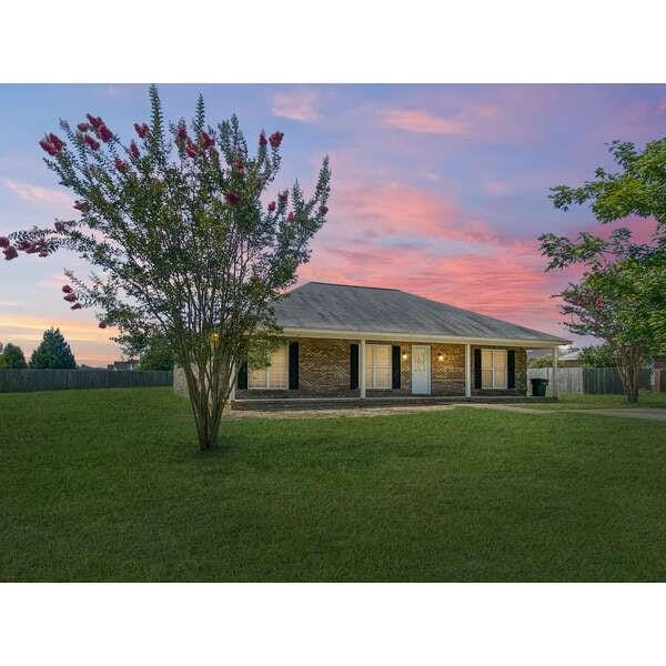 5 Moore, Fort Mitchell, AL, 36856