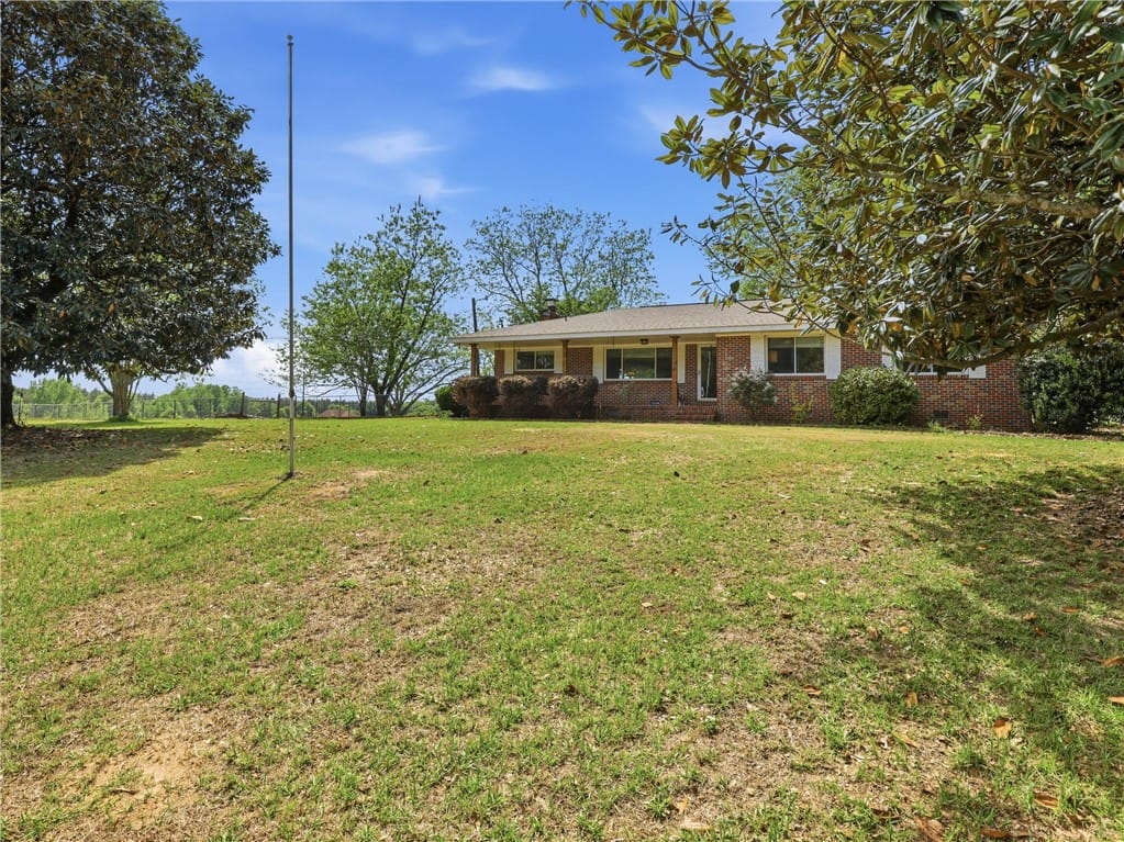 11 County Road 75, Notasulga, AL, 36866 — Photo 3