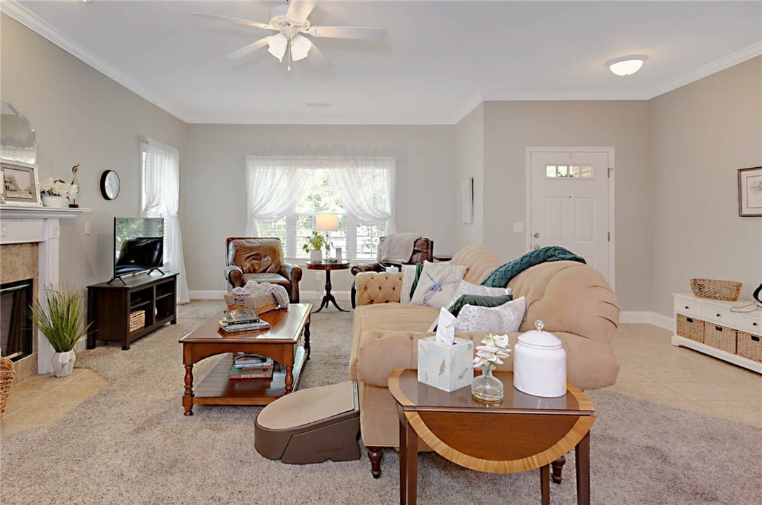 1618 PROFESSIONAL, Auburn, AL, 36830 — Photo 2