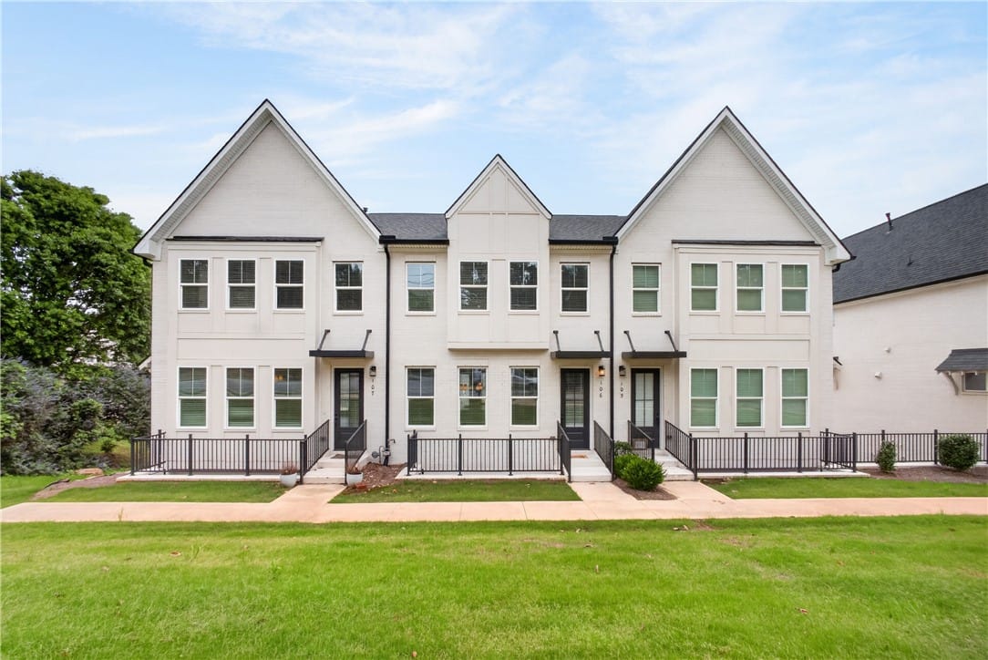 2106 Moores Mill Rd Unit 106, Auburn, AL 36830