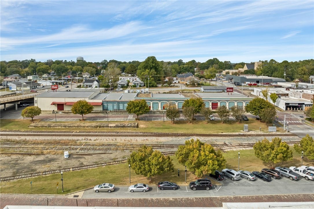 928 North Railroad Avenue, Opelika, AL, 36801