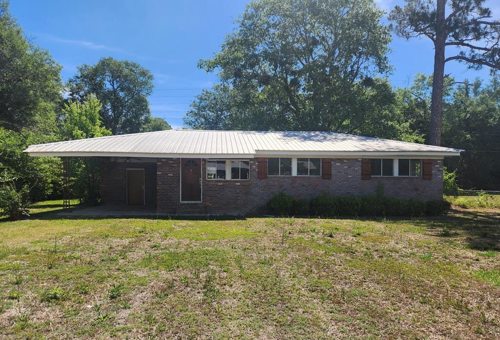 385 Laurel Ln, Camilla, GA 31730