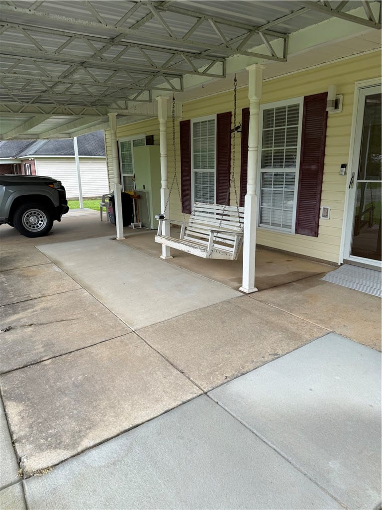 4728 LEE ROAD 175, Salem, AL, 36874, A welcoming front porch features a charming swing,