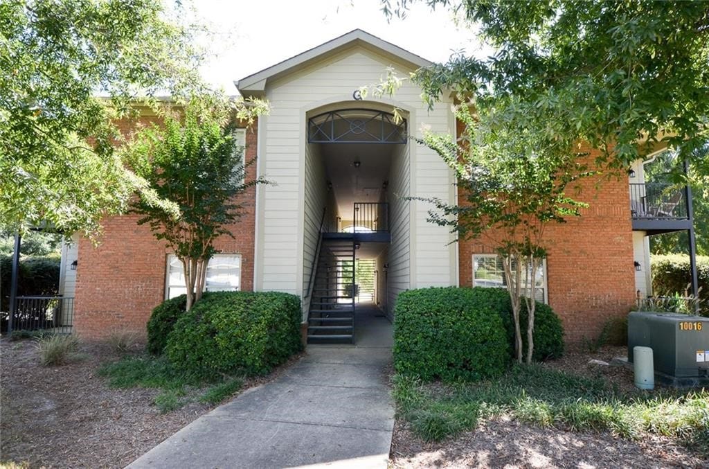 3297 COLLEGE #G203, Auburn, AL, 36830