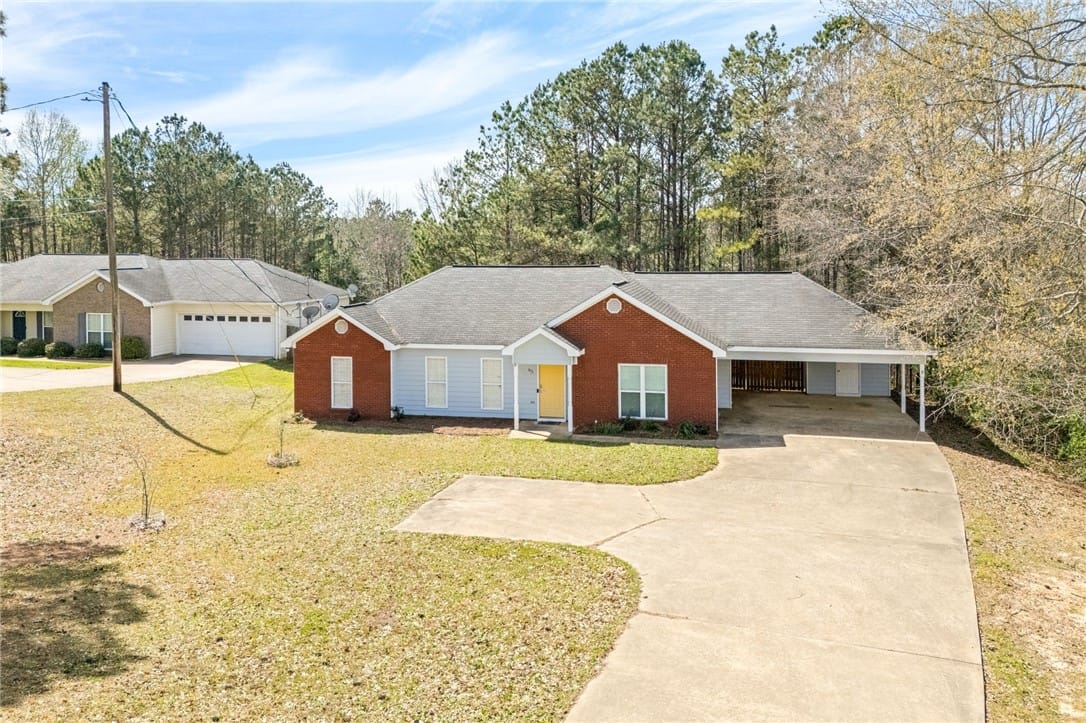 973 Lee Road 379, Smiths Station, AL, 36877