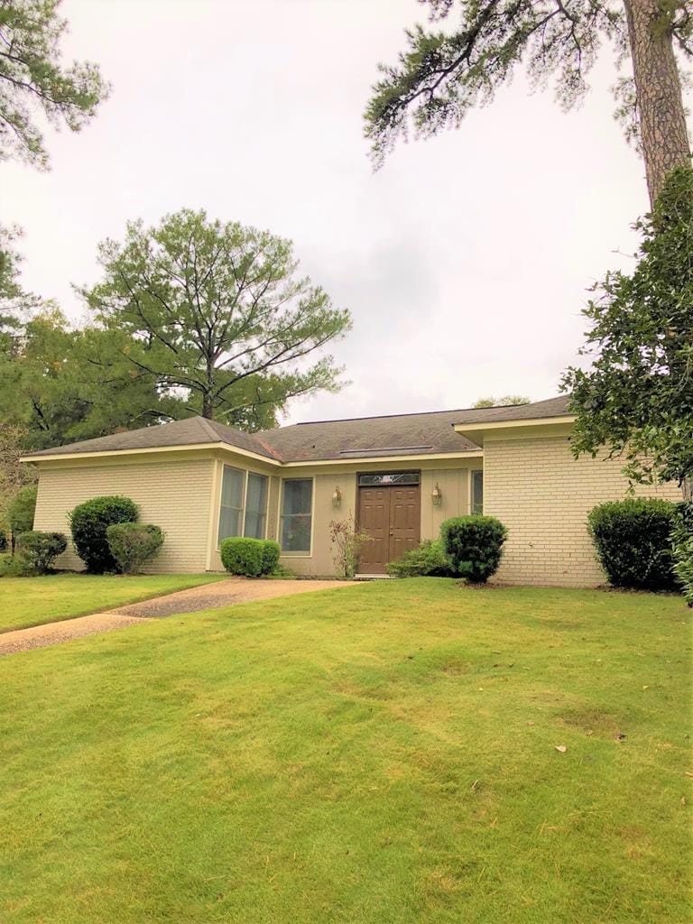 6201 Charing Drive, Columbus, GA, 31909