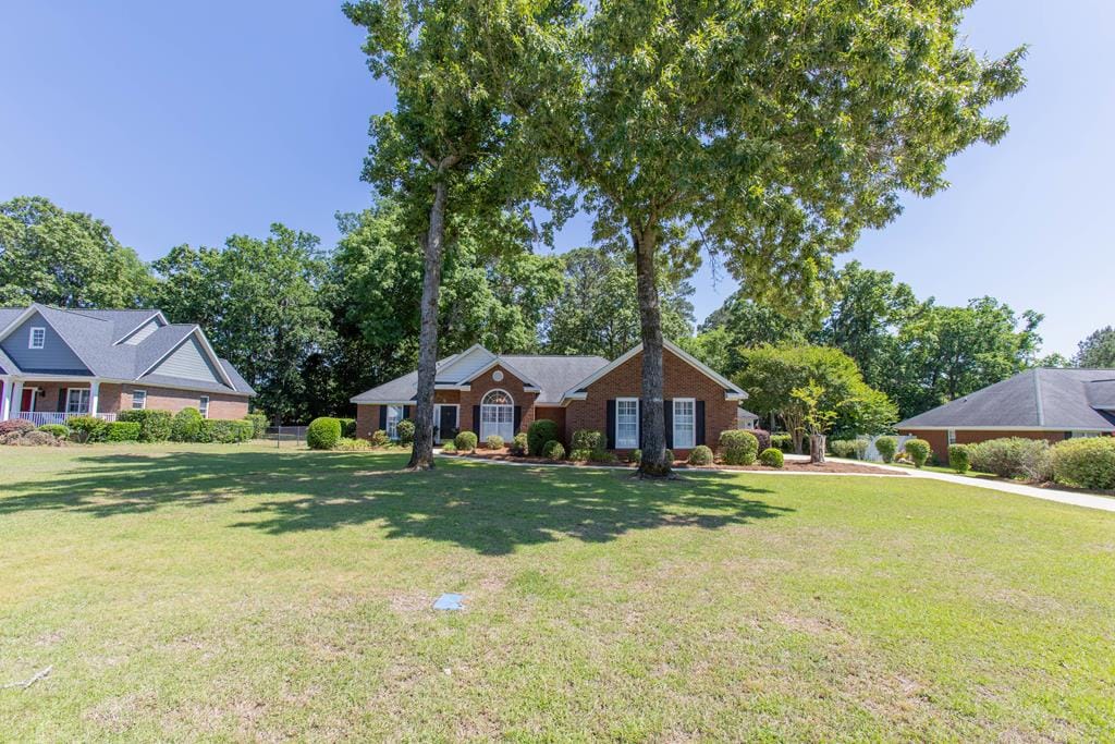 135 Susina Dr, Leesburg, GA 31763, USA