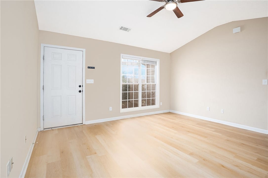 2117 Winding Oak Dr, Opelika, AL 36804, USA — Photo 2