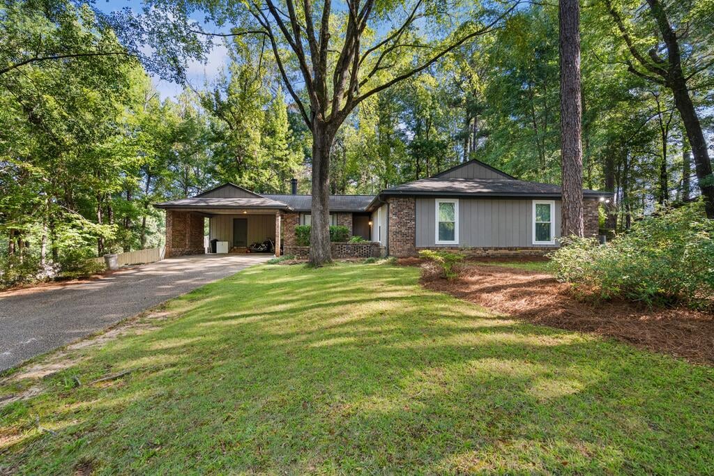 7858 Flat Shoals Dr, Columbus, GA 31904