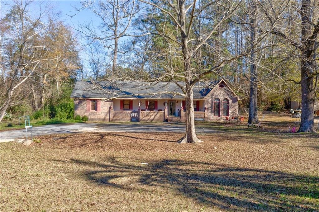 520 Robinson, Smiths Station, AL, 36877