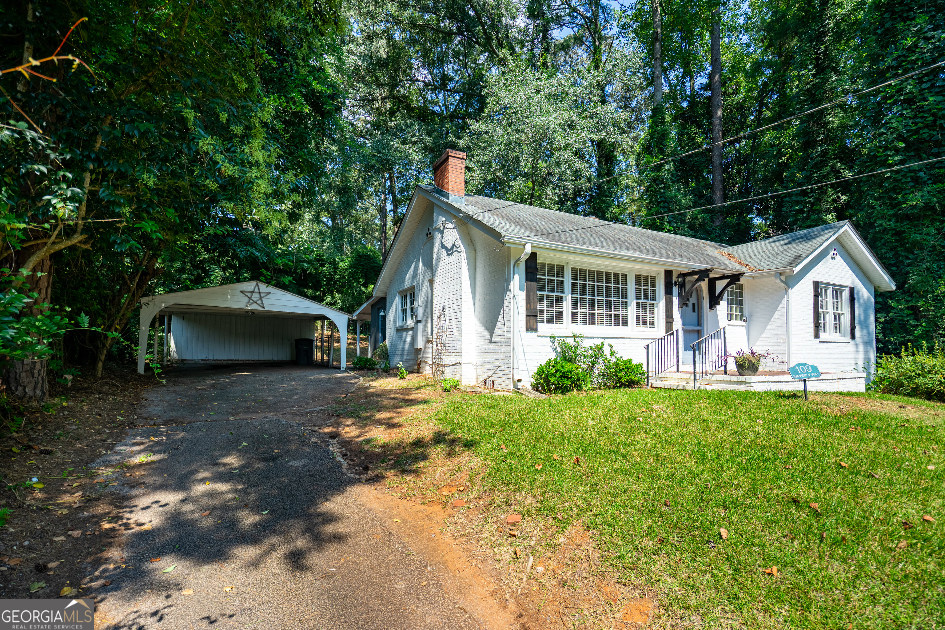 109 Waverly Way, LaGrange, GA 30240
