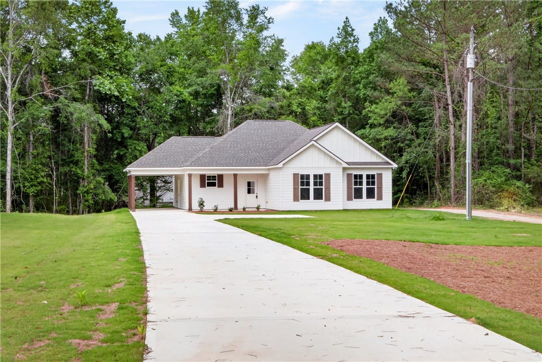 7054 Co Rd 53, Notasulga, AL 36866