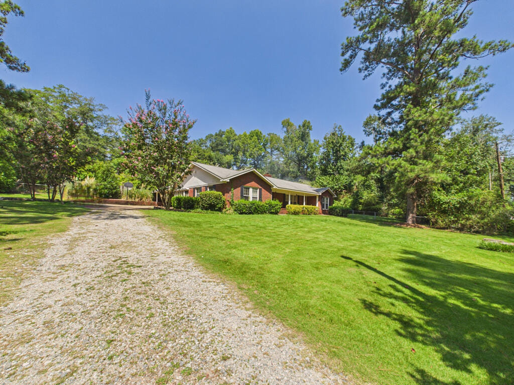 33 Byrd Ave, Smiths Station, AL 36877, Side Entry