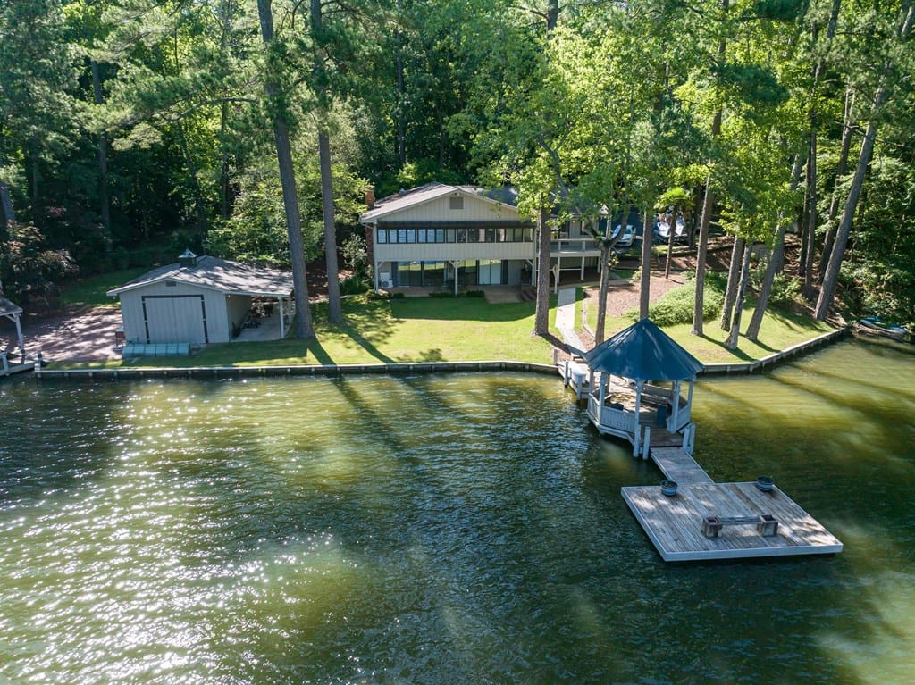 133 Hall Dr, Hamilton, GA 31811